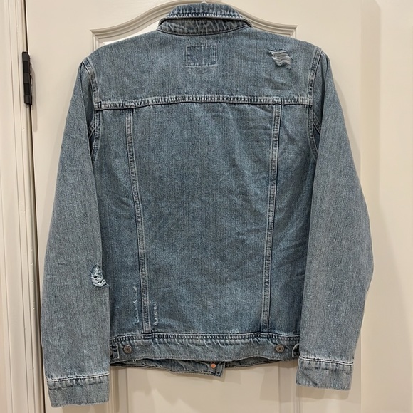 NWT Old Navy Jean Jacket - Light Wash - Picture 7 of 10
